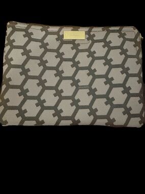 Brahmin Clutch